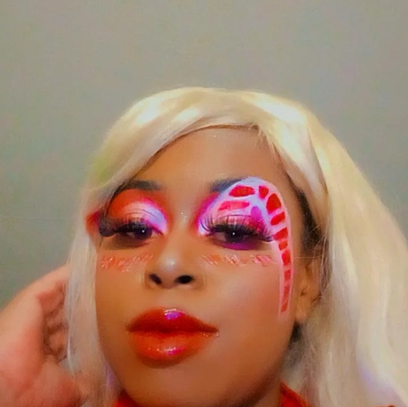 Meet your Posher, Sadeha - Picture 6 of 16